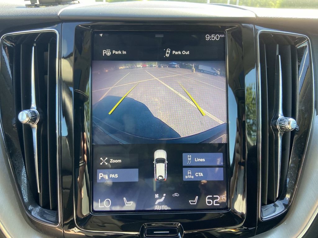 Used 2019 Volvo XC60 T6 Momentum w/ Premium Package AWD/4WD image 34