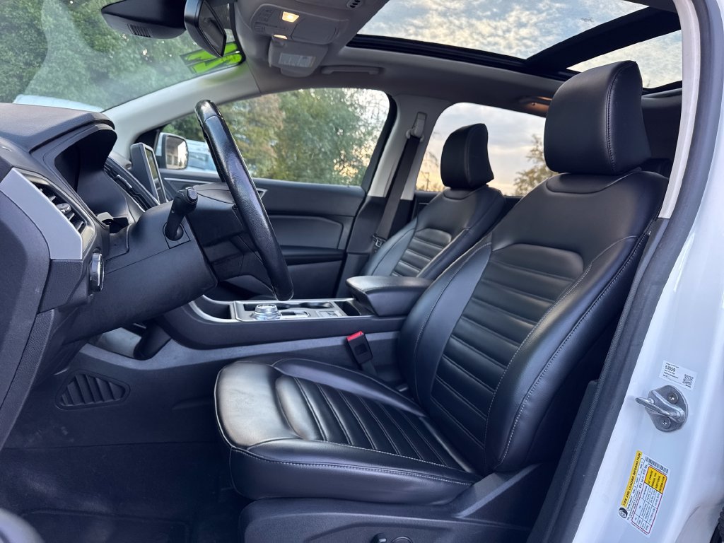Used 2024 Ford Edge SEL w/ Convenience Package AWD/4WD image 11