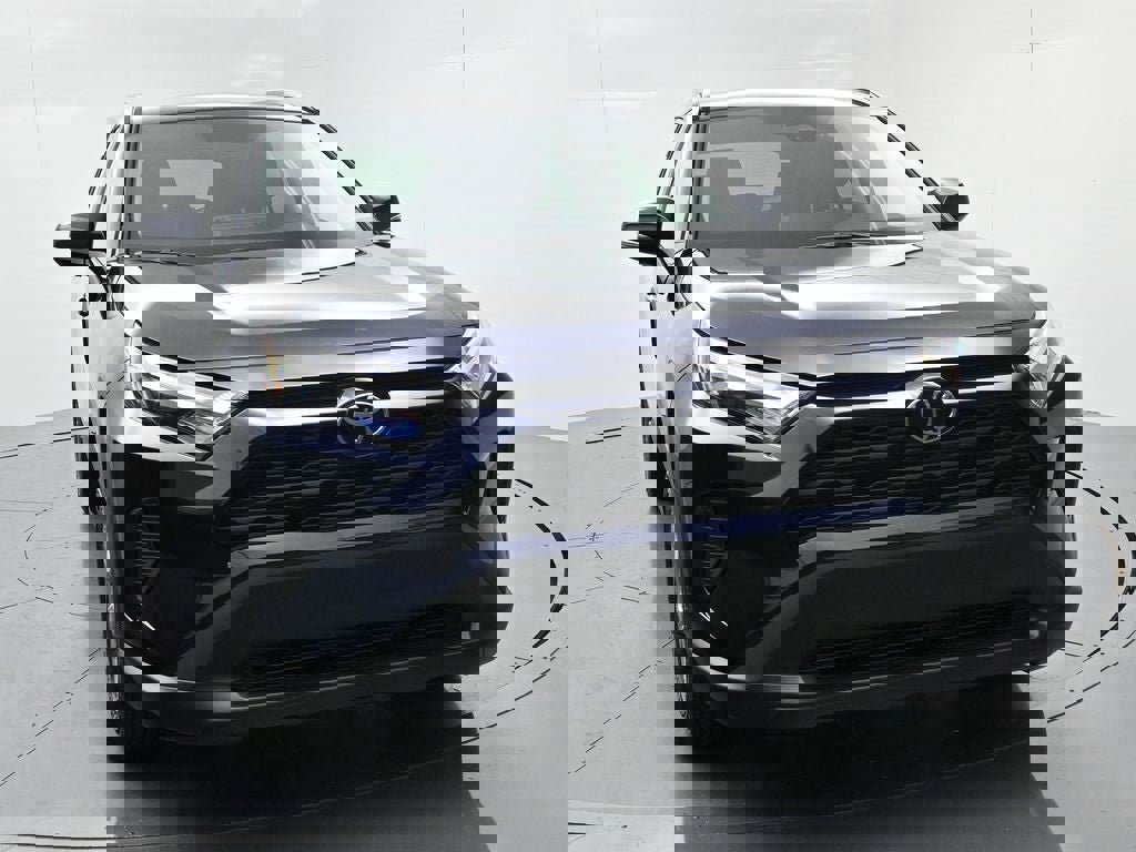 New 2025 Toyota RAV4 XLE w/ Convenience Package image 2