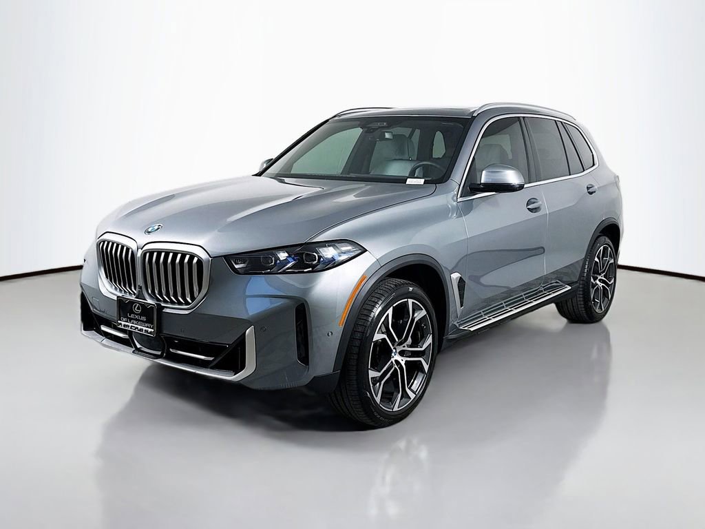 Used 2026 BMW X5 sDrive40i w/ Executive Package image 1