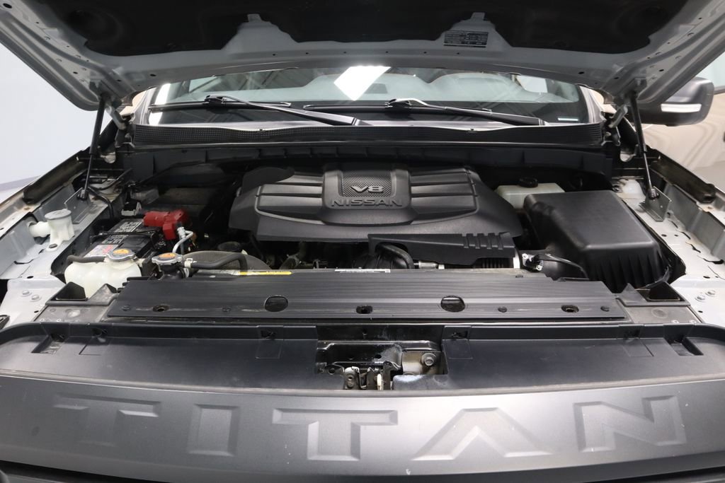 Used 2023 Nissan Titan PRO-4X w/ Pro-4x Convenience Package image 14
