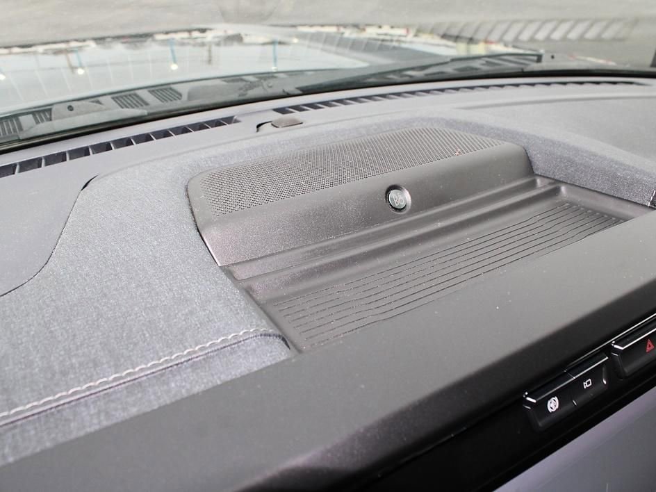 Used 2023 Ford F350 Lariat w/ FX4 Off-Road Package image 33