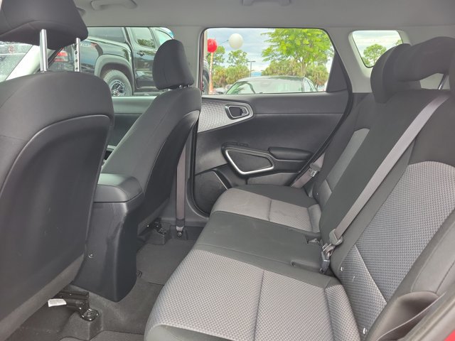 Used 2023 Kia Soul LX FWD image 16
