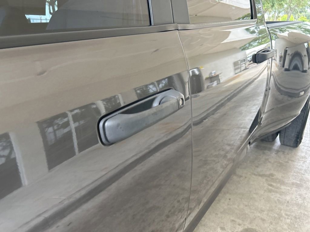 Used 2023 RAM 3500 Big Horn AWD/4WD image 18