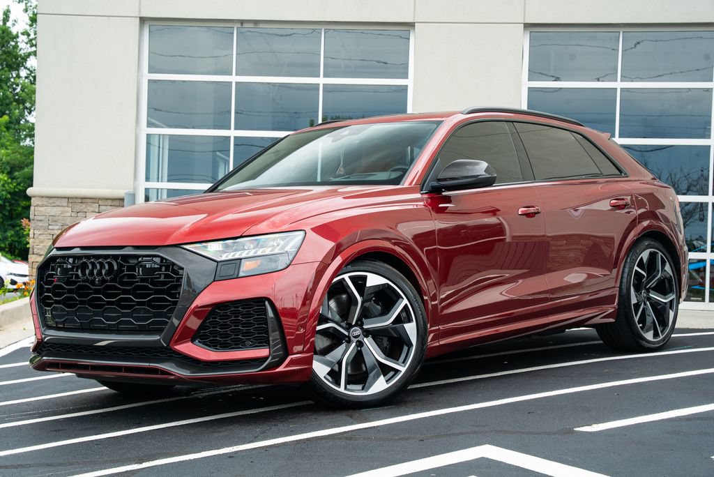 Used 2022 Audi RS Q8 w/ Carbon Optic Package AWD/4WD image 2