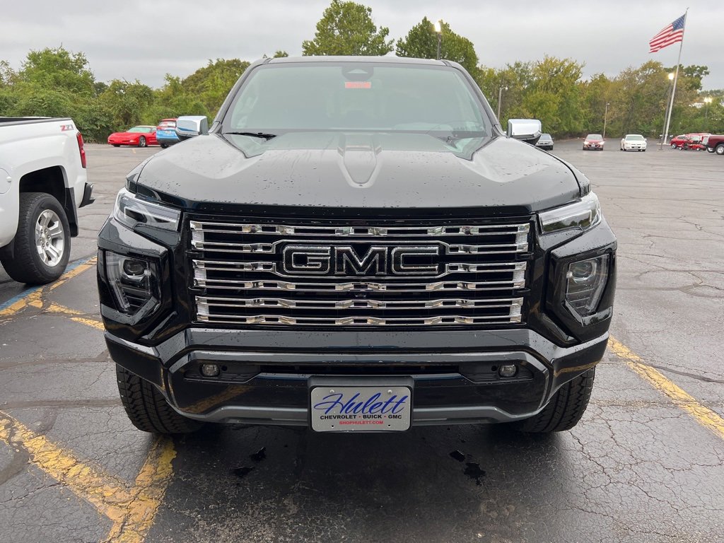 New 2026 GMC Canyon Denali w/ LPO, Denali Black Edition image 7