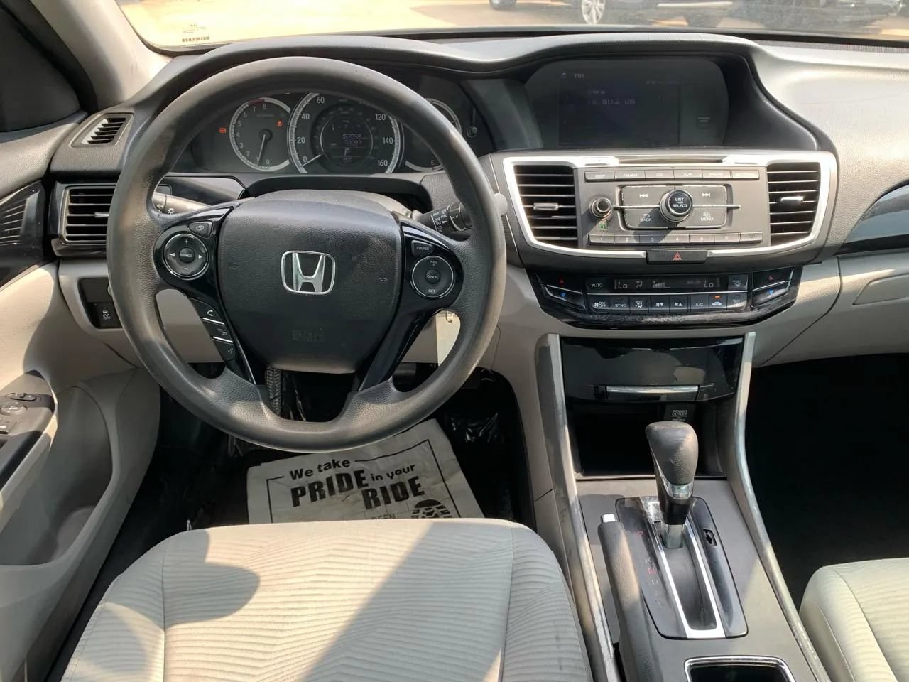 Used 2017 Honda Accord LX image 11