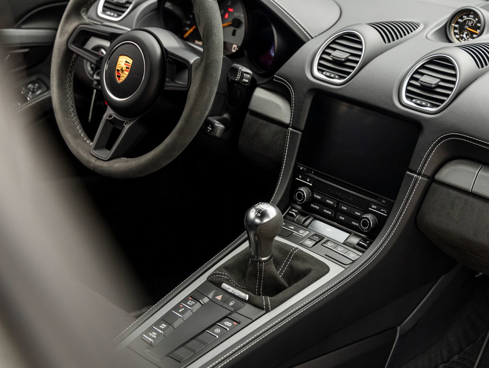 Certified 2023 Porsche 718 Cayman GT4 image 48