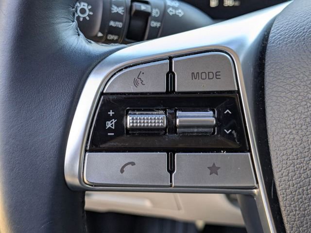 Used 2024 Kia Telluride SX w/ Towing Package image 17