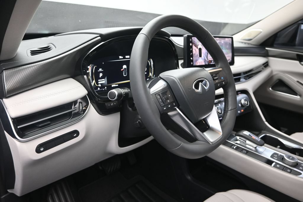 Certified 2026 INFINITI QX60 Luxe w/ Cargo Package FWD image 12