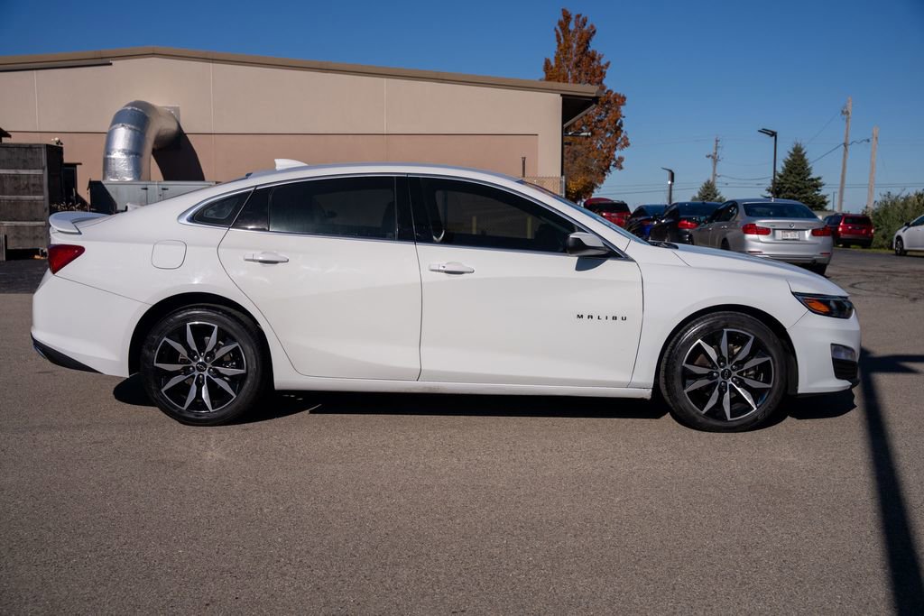 Used 2022 Chevrolet Malibu RS image 8