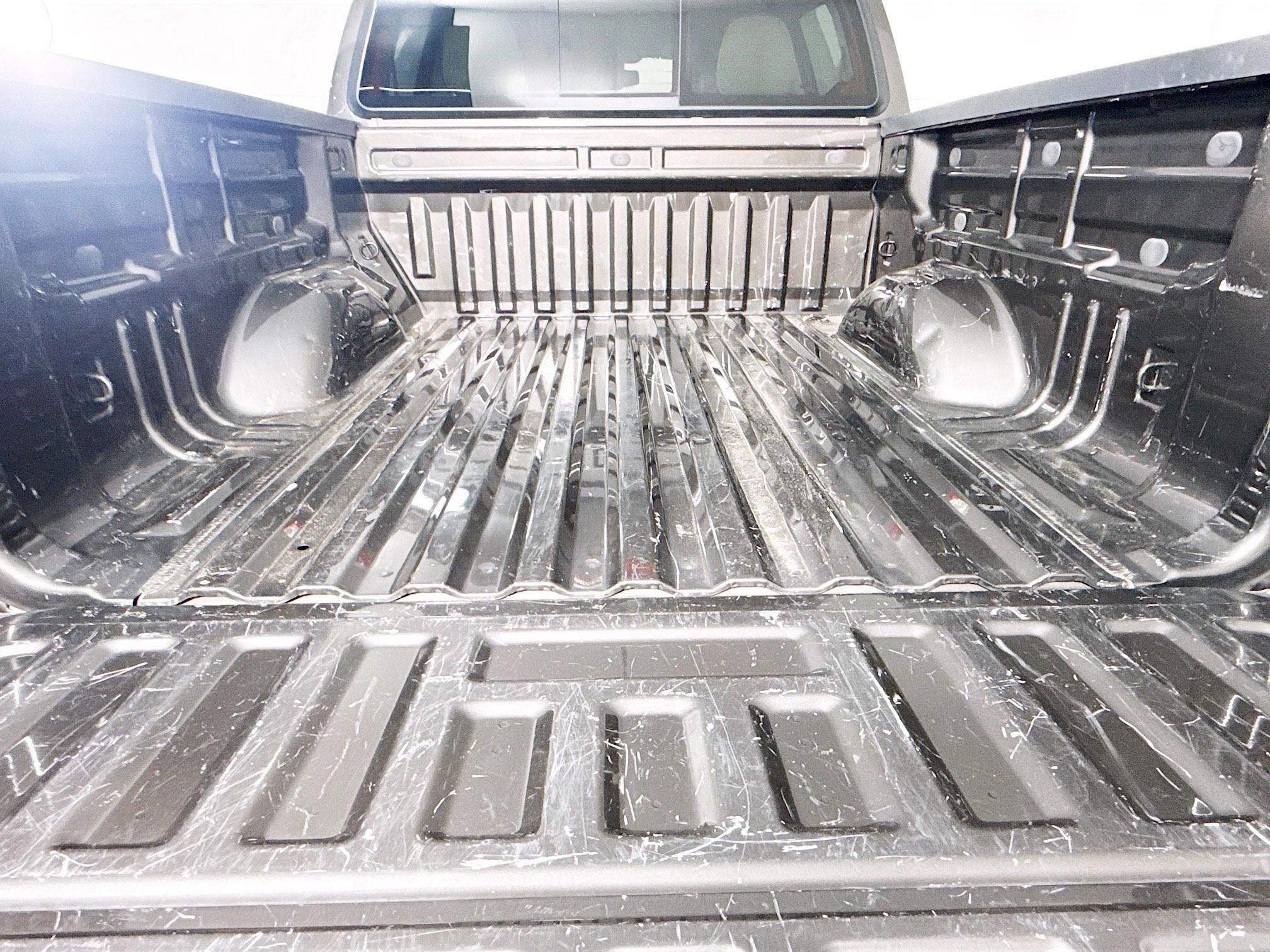 Used 2020 GMC Canyon SLE w/ SLE Convenience Package image 35