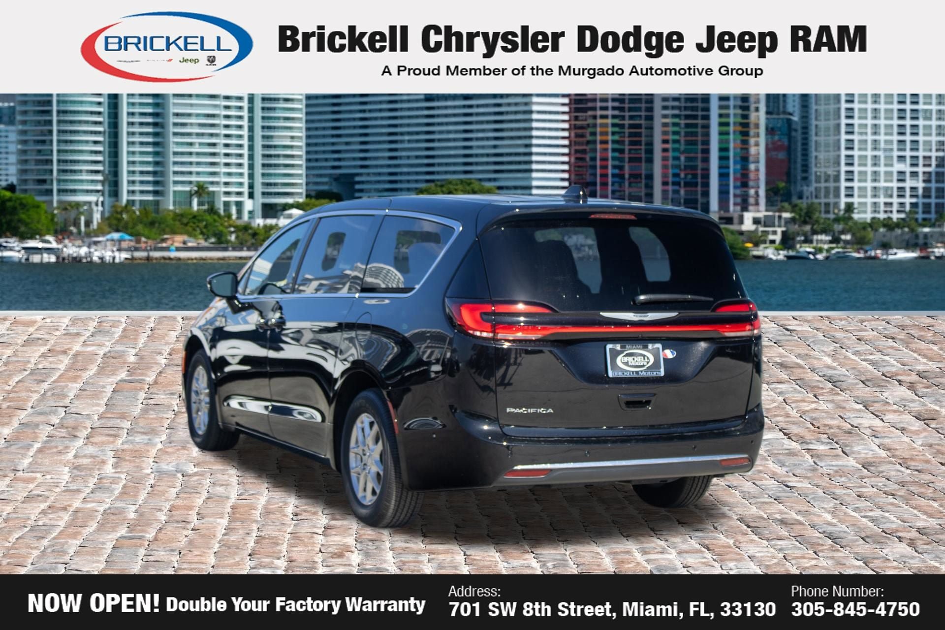 New 2025 Chrysler Pacifica Select FWD image 7