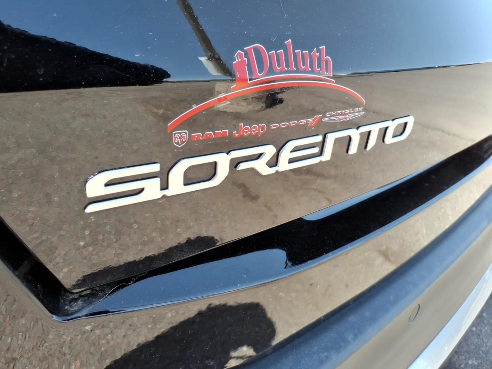 Used 2024 Kia Sorento EX AWD/4WD image 15