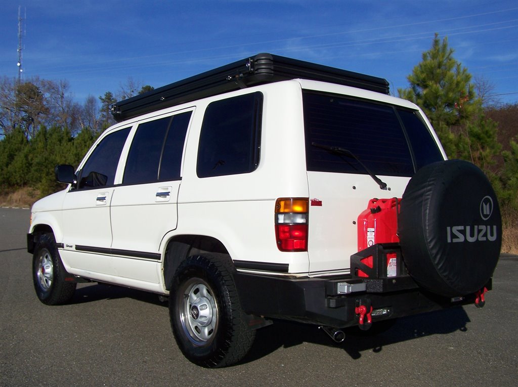 Used 1994 Isuzu Trooper S image 4