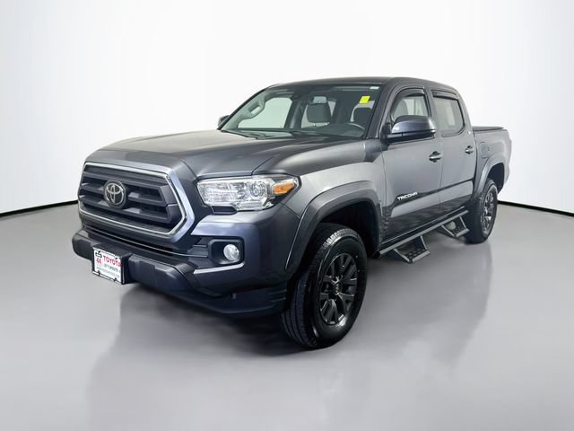 Used 2021 Toyota Tacoma SR5 AWD/4WD image 2