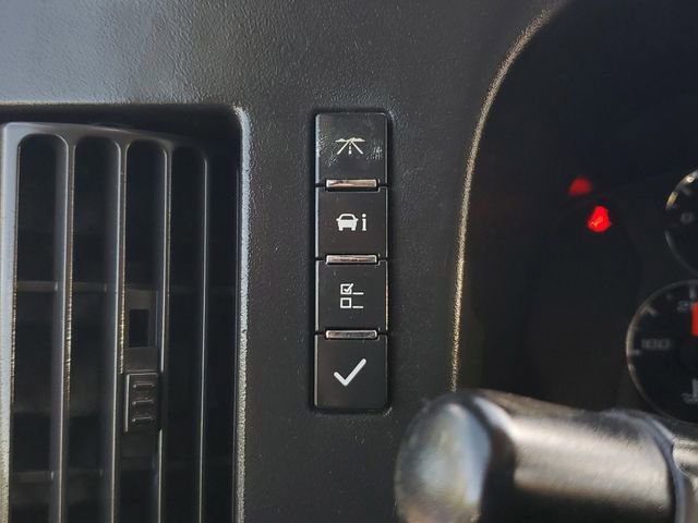 Used 2017 Chevrolet Express 3500 image 27