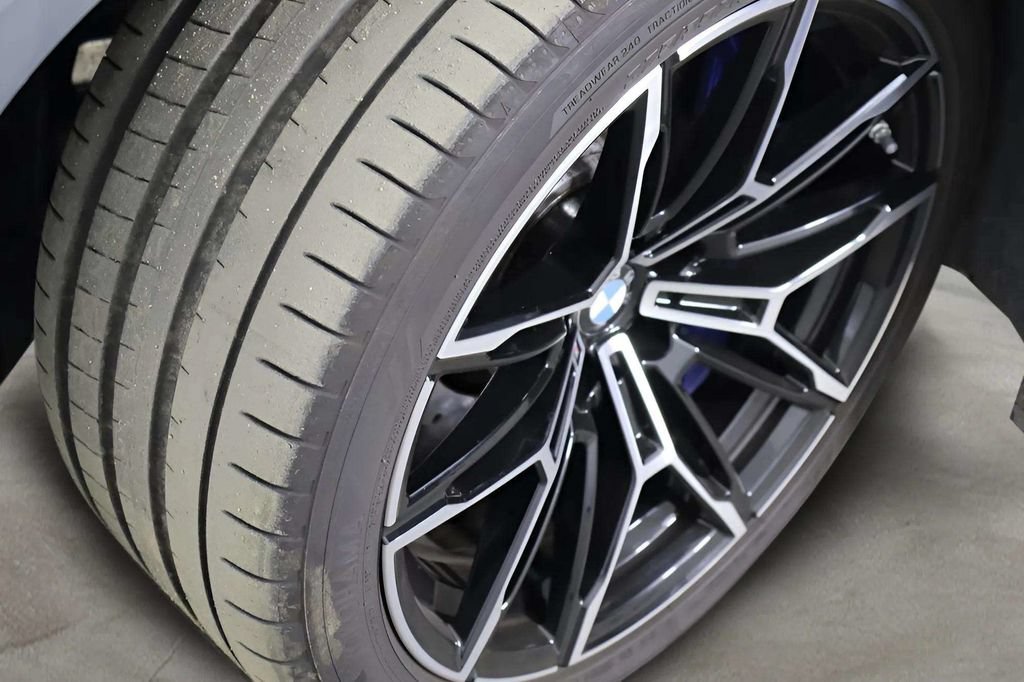 Used 2025 BMW M2 RWD image 45