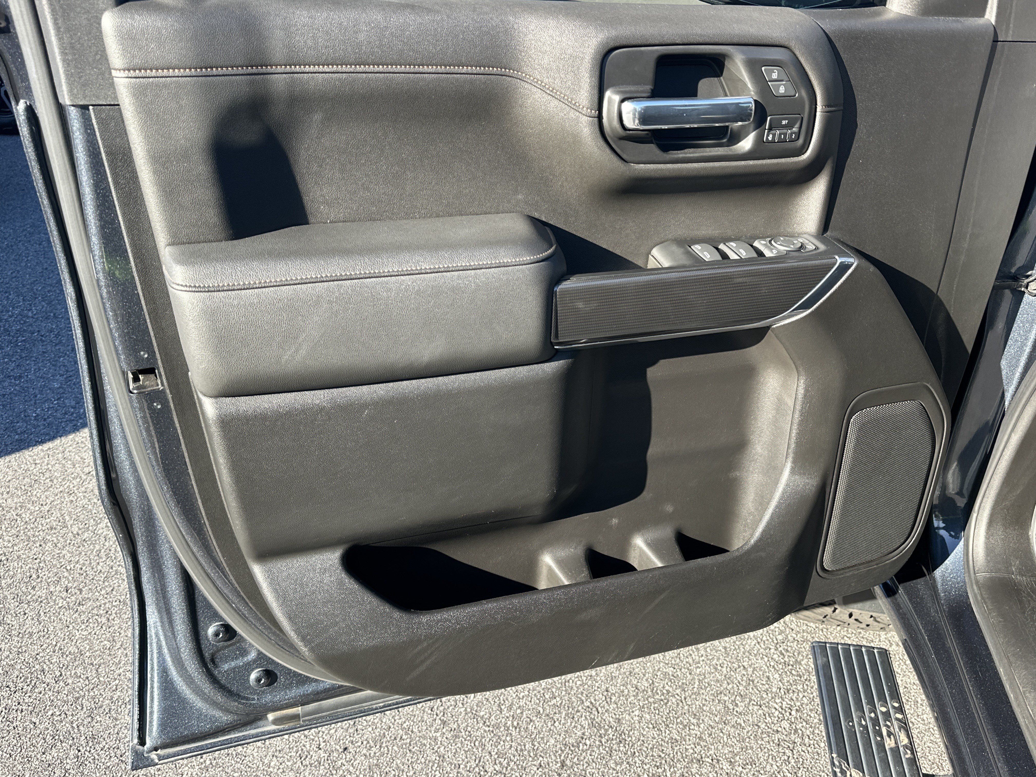 Certified 2021 GMC Sierra 1500 AT4 AWD/4WD image 11