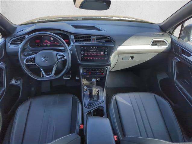Used 2022 Volkswagen Tiguan SE R-Line FWD image 15