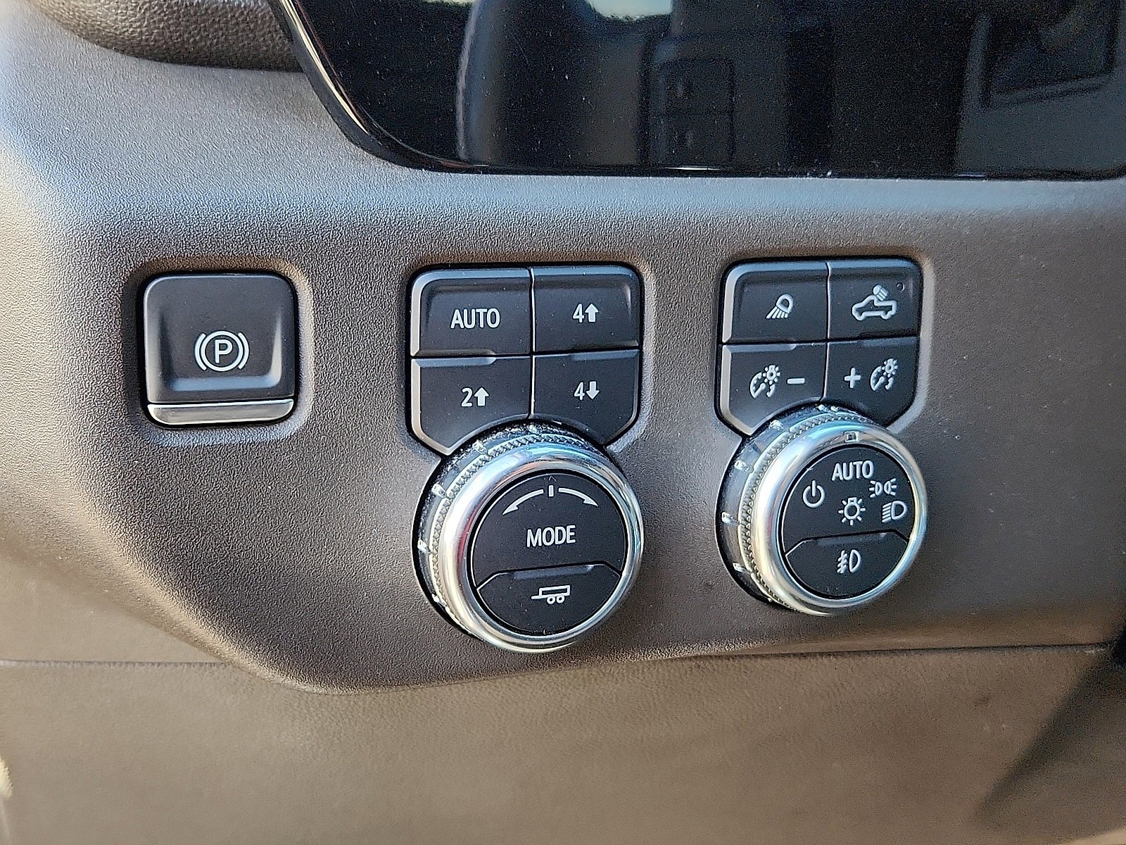 Used 2024 GMC Sierra 1500 SLT image 17