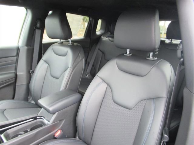 New 2026 Jeep Compass Latitude image 16