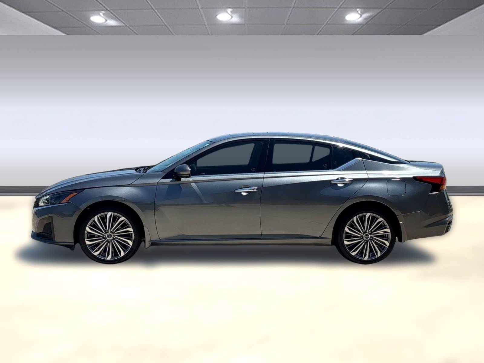 Used 2023 Nissan Altima 2.5 SL AWD/4WD image 2