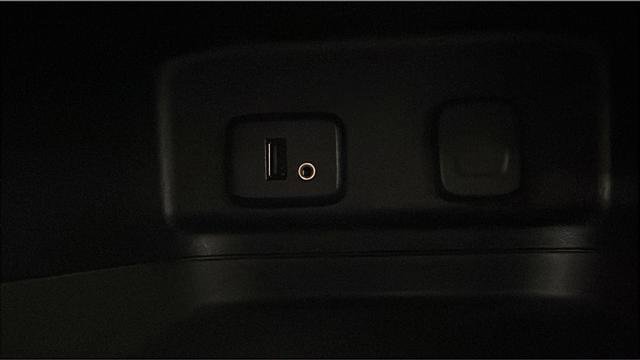 Used 2018 Chevrolet Equinox LT image 36