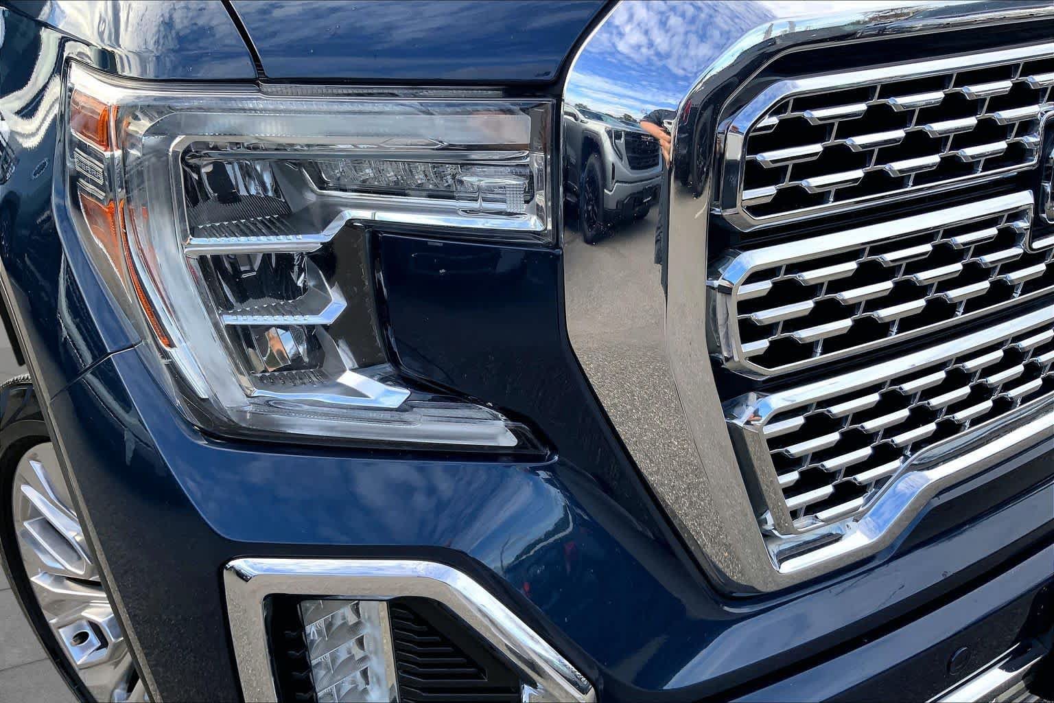 Used 2020 GMC Sierra 1500 Denali w/ Denali Ultimate Package AWD/4WD image 25