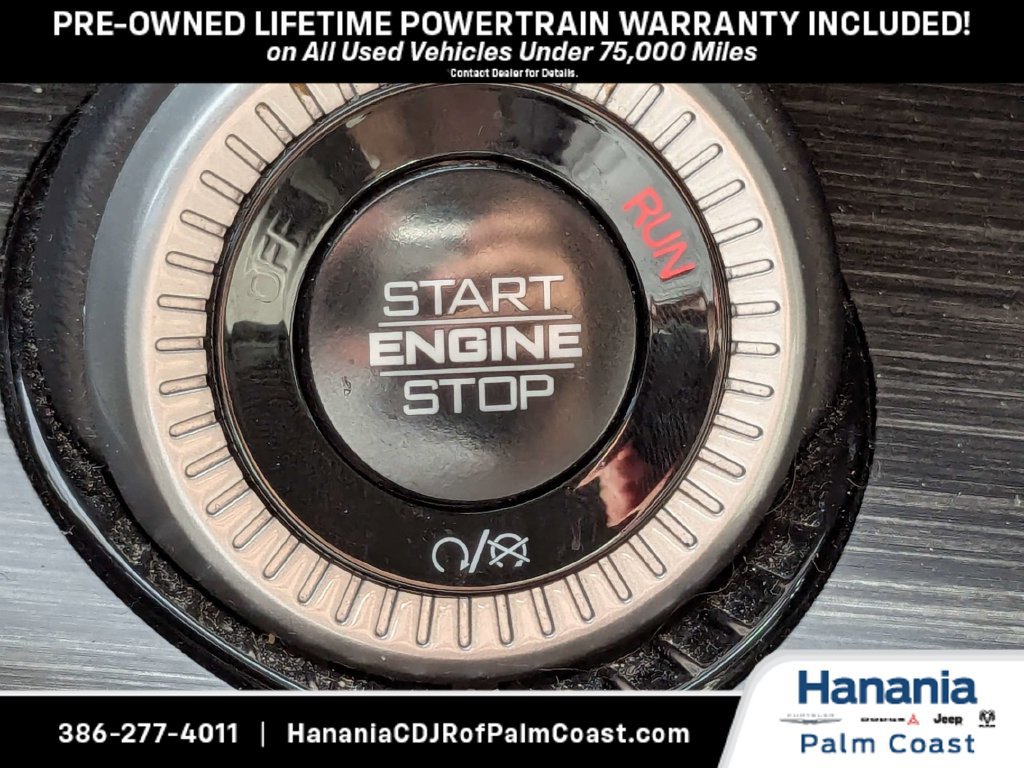 Used 2024 Jeep Wagoneer L Series II RWD image 32