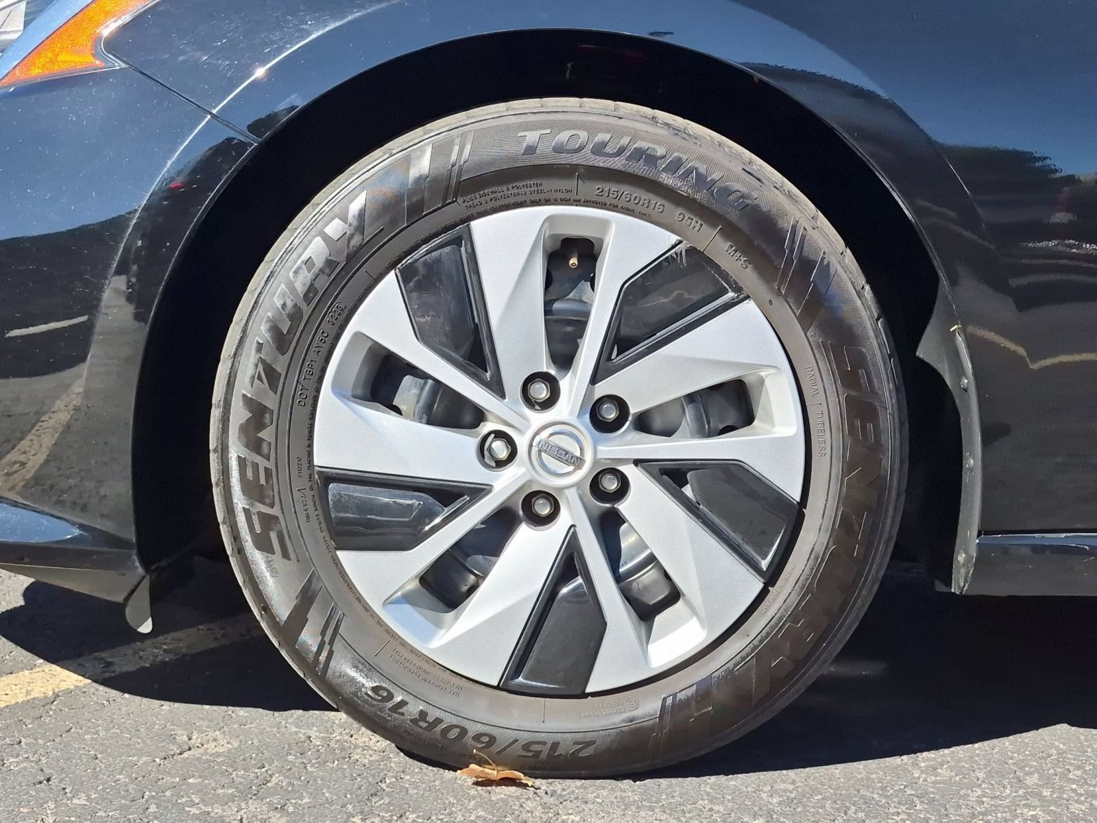 Used 2020 Nissan Altima 2.5 S FWD image 11