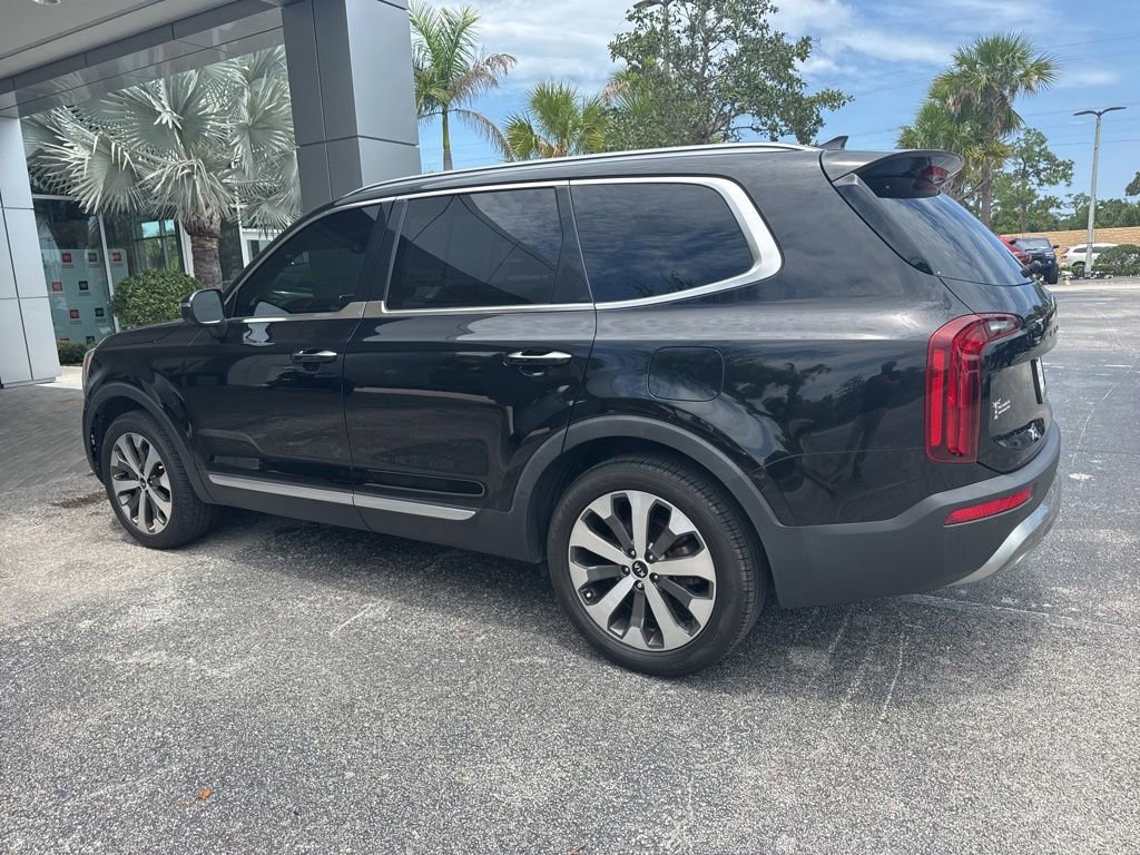 Certified 2021 Kia Telluride S FWD image 4