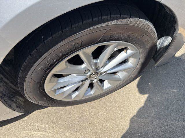 Certified 2021 Toyota Corolla LE w/ LE Convenience Package FWD image 8