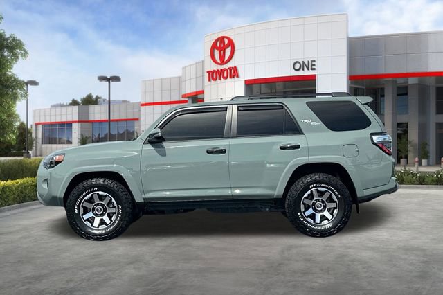 Used 2023 Toyota 4Runner TRD Off-Road Premium w/ Moonroof Package AWD/4WD image 9
