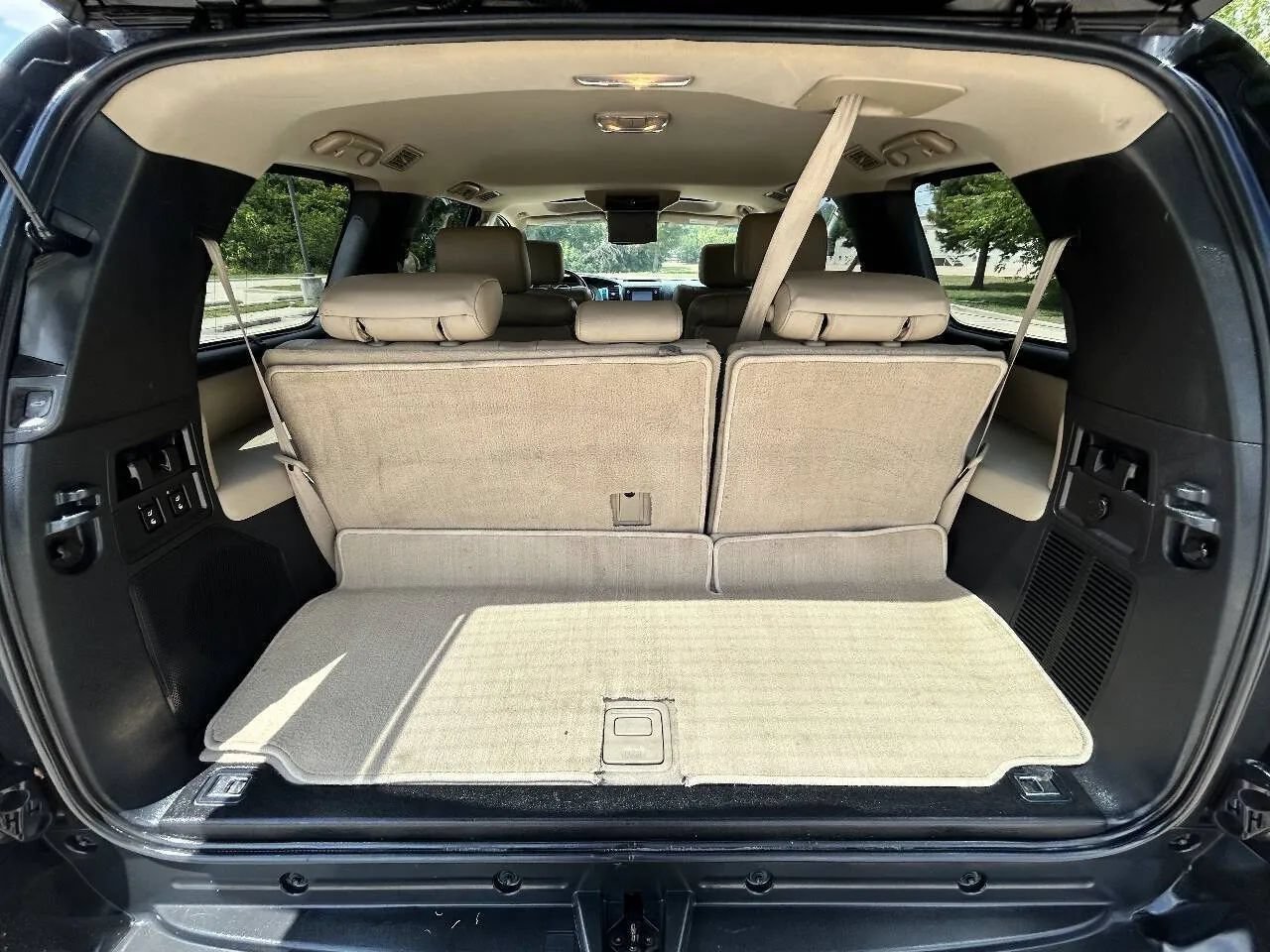 Used 2016 Toyota Sequoia Platinum RWD image 11