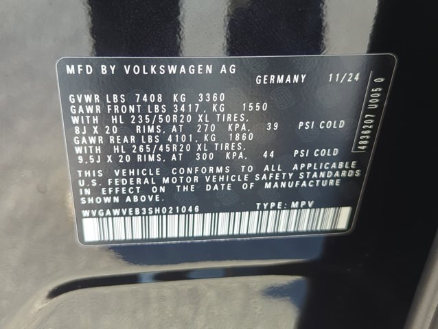 Used 2025 Volkswagen ID. Buzz Pro S RWD image 2