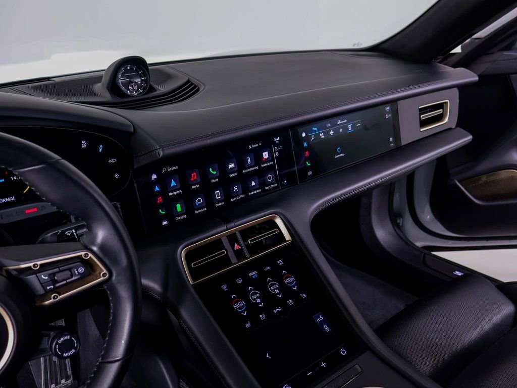 Certified 2021 Porsche Taycan Turbo S image 19