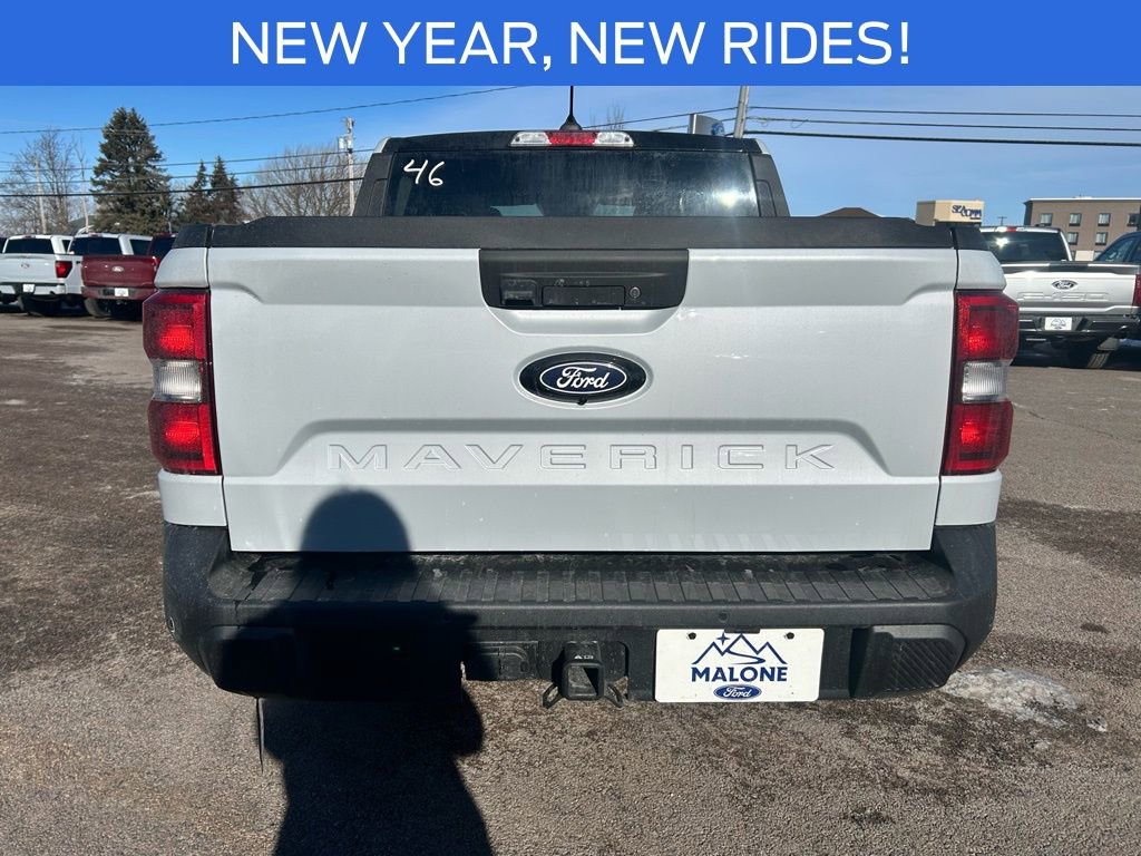 New 2026 Ford Maverick Lariat w/ Black Appearance Package image 5