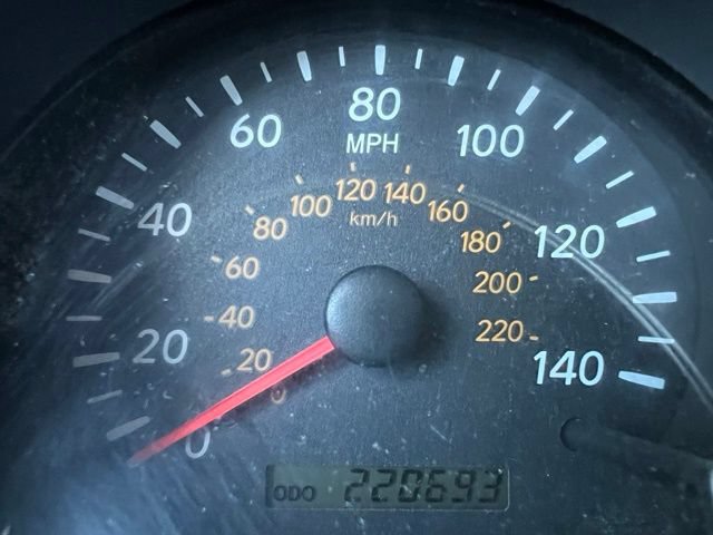 Used 2004 Toyota Highlander Limited w/ Leather Trim Pkg AWD/4WD image 15