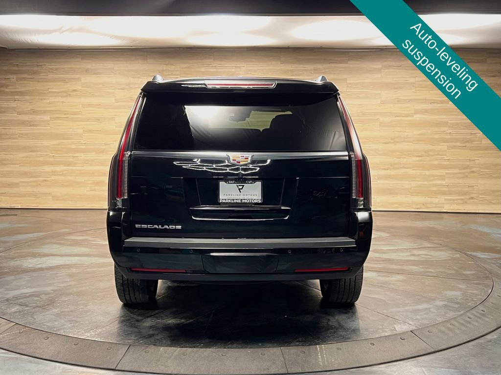Used 2020 Cadillac Escalade Platinum AWD/4WD image 9