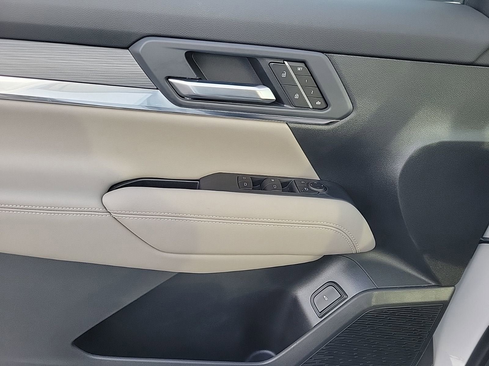New 2026 GMC Terrain Elevation w/ Elevation Premium Package image 27