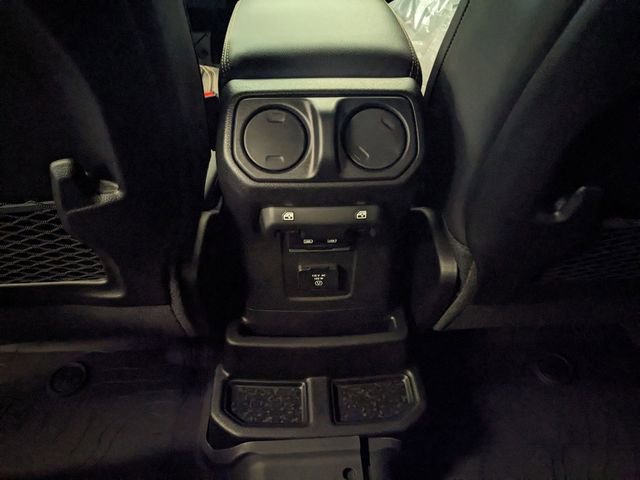 New 2025 Jeep Wrangler Unlimited Rubicon 392 image 9