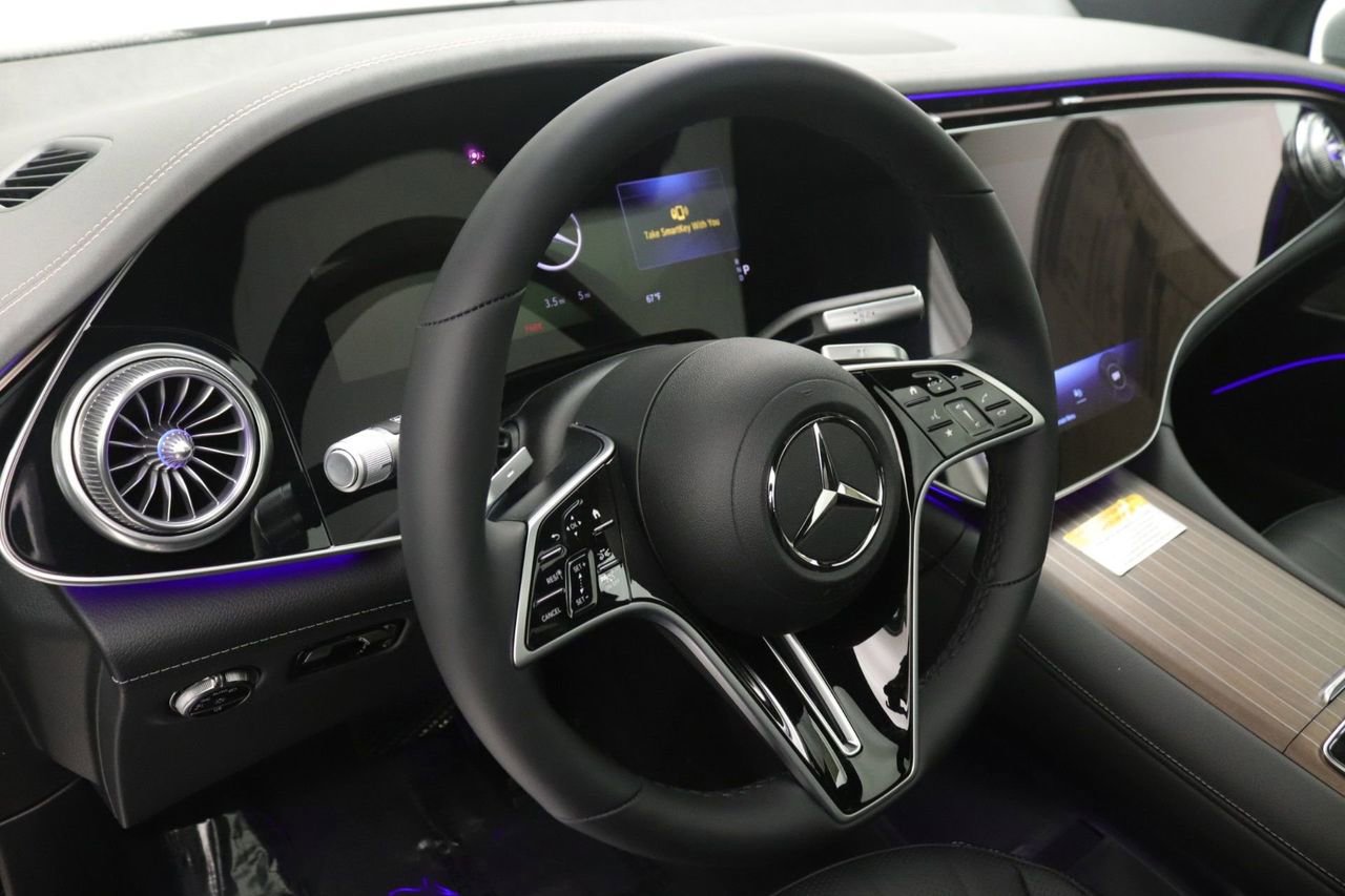 New 2026 Mercedes-Benz EQS 400 4MATIC SUV image 5