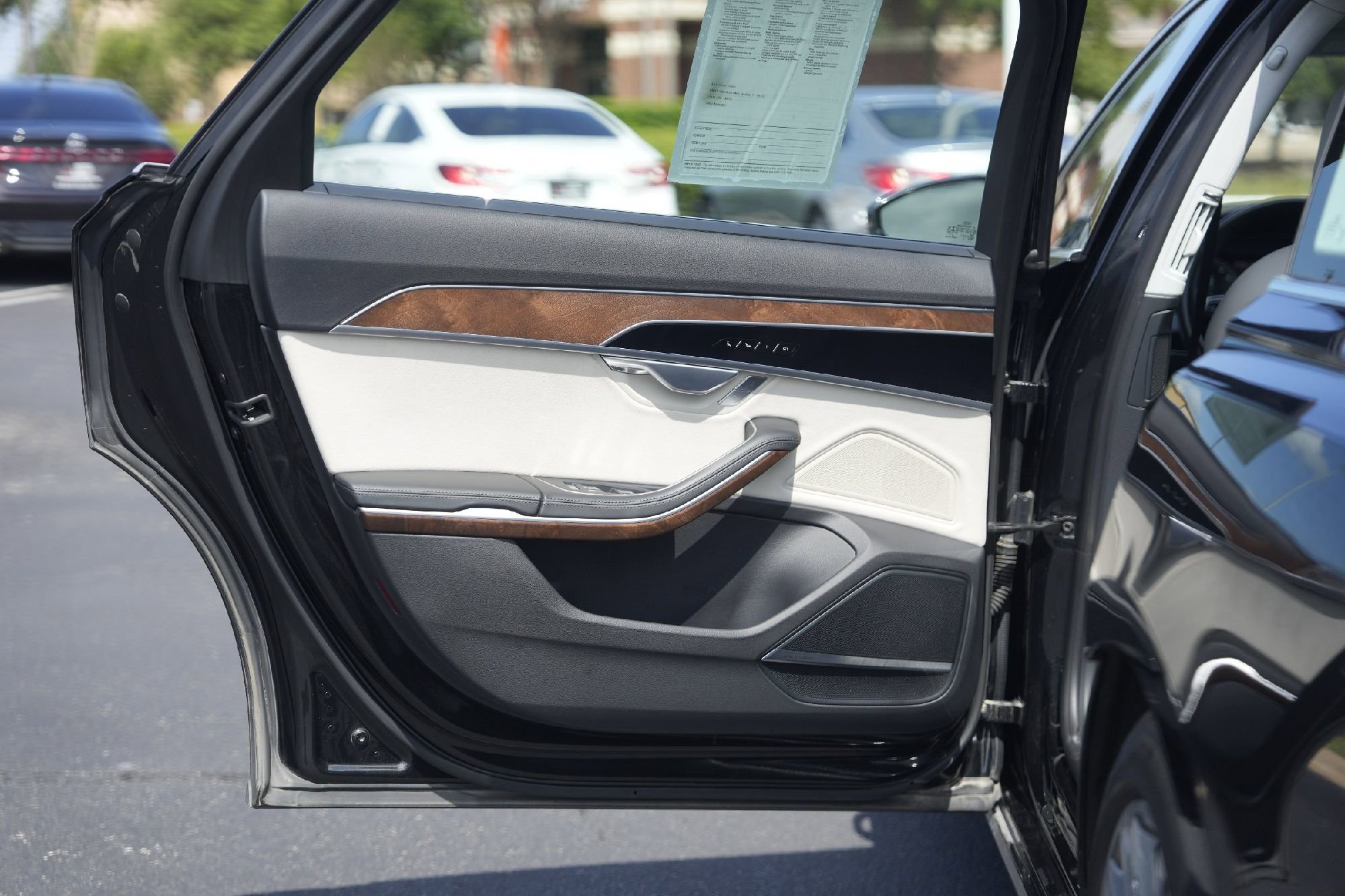 Certified 2022 Audi A8 L 3.0T image 30