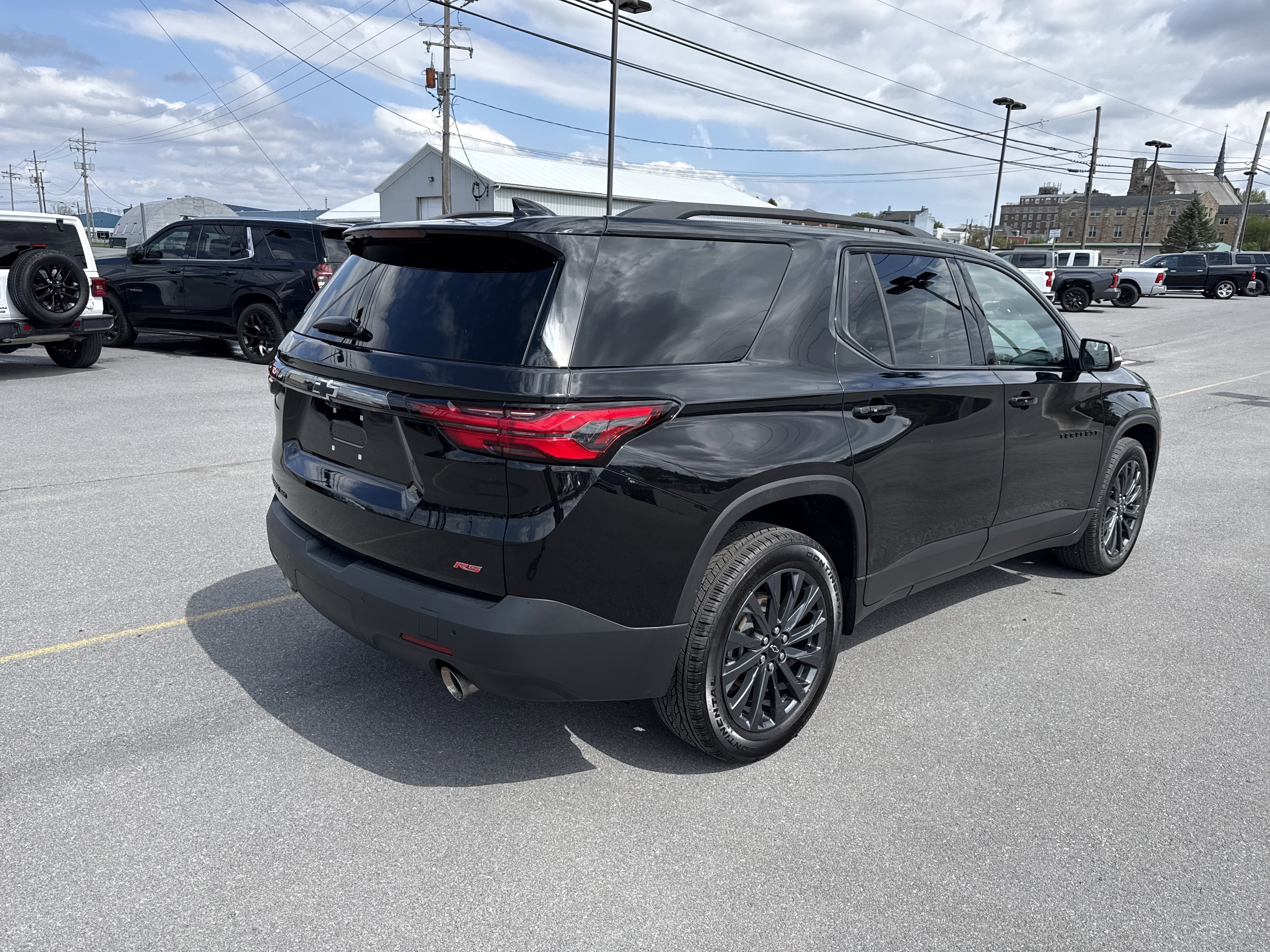 Used 2023 Chevrolet Traverse RS AWD/4WD video 3