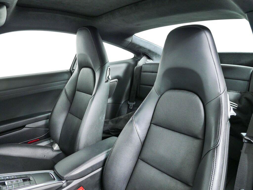 Certified 2018 Porsche 911 Carrera S RWD image 5