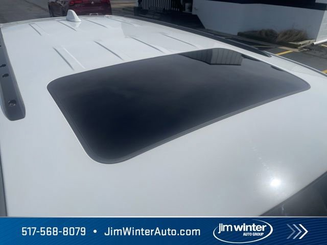 Used 2019 Jeep Grand Cherokee Altitude image 12