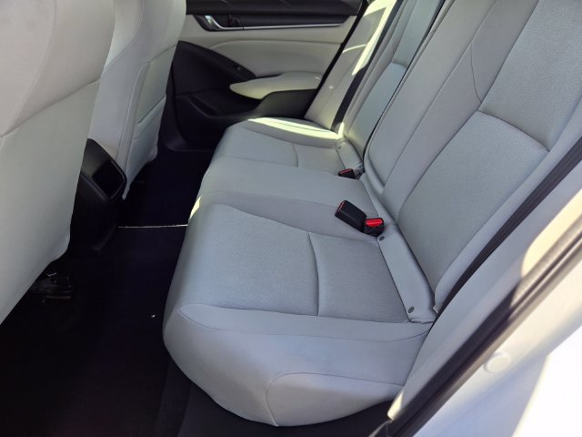 Certified 2018 Honda Accord LX image 10