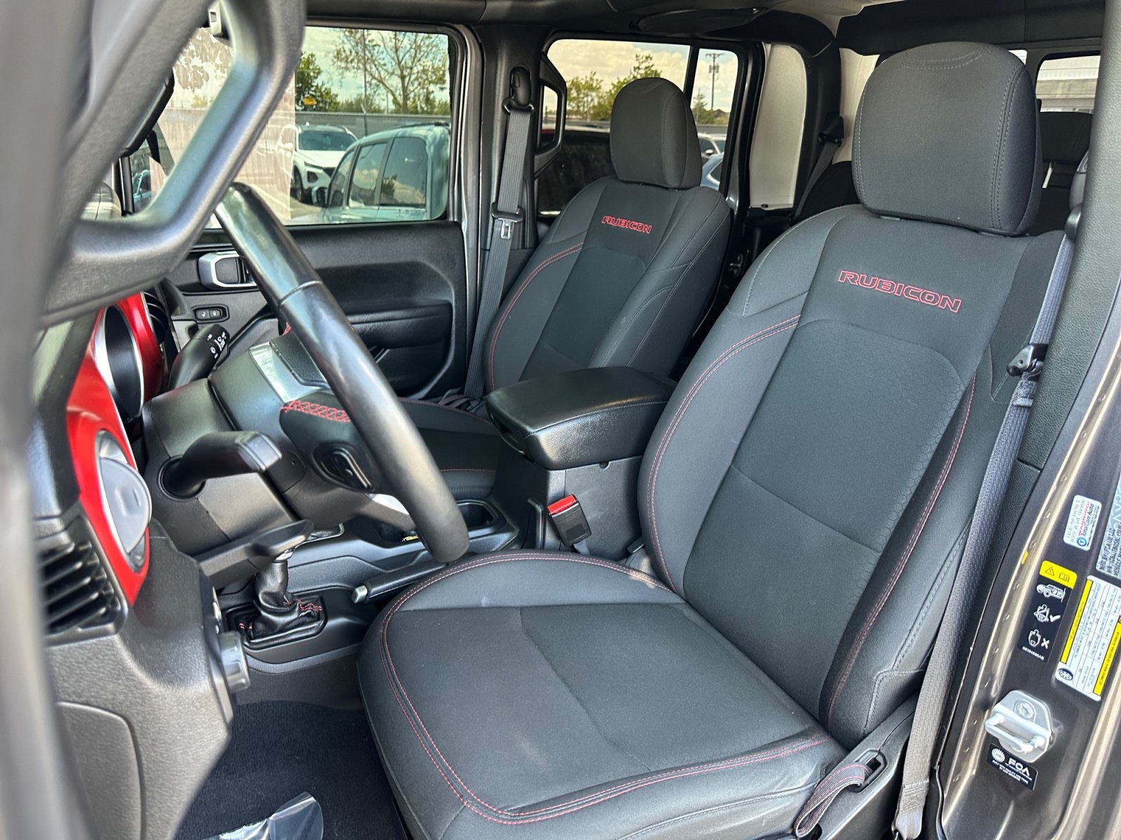 Used 2022 Jeep Gladiator Rubicon w/ Cold Weather Group AWD/4WD image 15