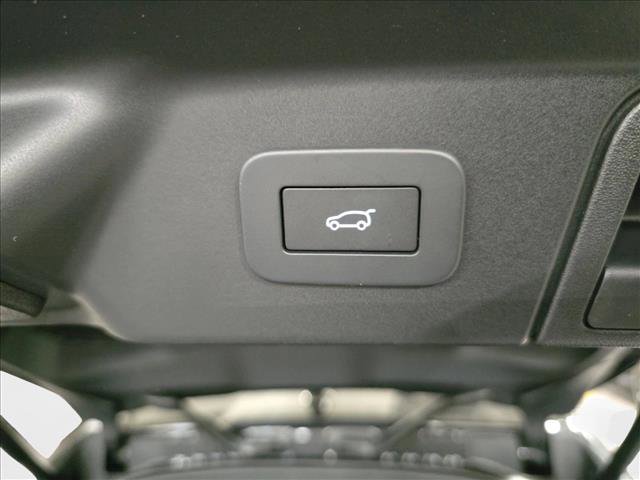 New 2026 Land Rover Range Rover Velar S image 13